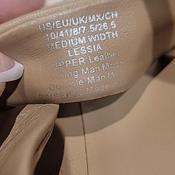 Kenneth Cole Nude Lessia Criss Cross Strappy Leather Open Toe Block Heel Sandals - Picture 7 of 7